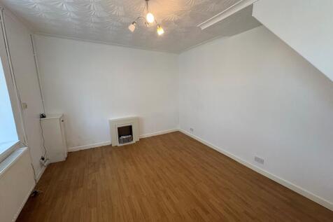 Nant-yr-Ychain Terrace, Pontycymer, Bridgend photo 3