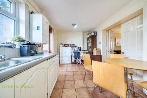 41ad9e83-be21-444...