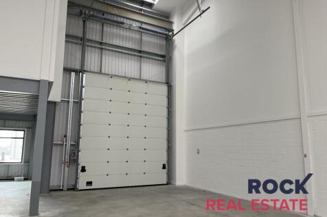 Lowry Loading door .jpg