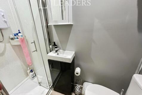 Skelmersdale Road, CO15 photo 3