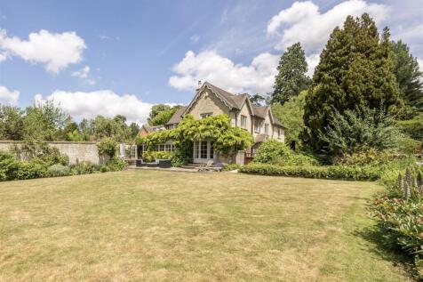 Charming Edwardian country house