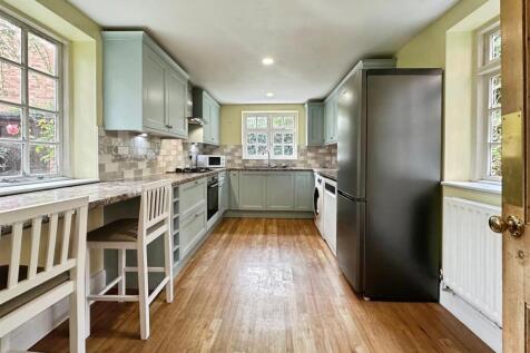 dcde6bb4--4E94-9C6A-98FD2C4FBE17-11055-0000041619A