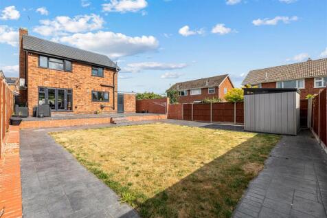 Wigston, LE18 - property photo
