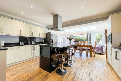 Kitchen / Dining /Living