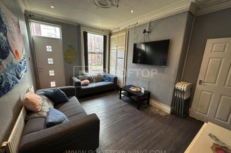 Queens Road, Leeds photo 5