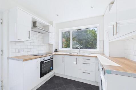 Pentland Road, Dronfield Woodhouse, Dronfield photo 3