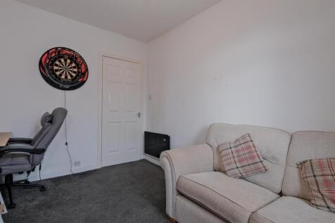 016-81 Ivanhoe Crescent, Wishaw, ML2 7DT.jpg