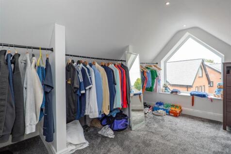 Master Bedroom Dressing Room