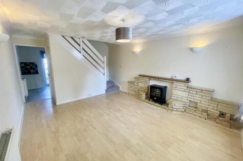 Living Room 2.jpg