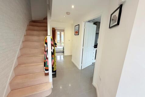 Keats Drive, Harwell, DIDCOT photo 3