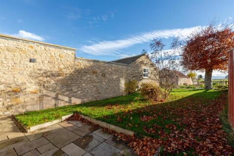 2 Greenfields Garden