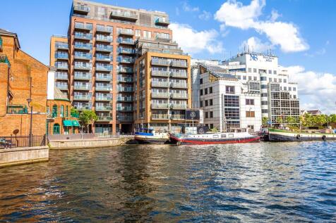 Docklands E14