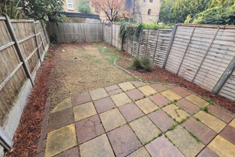 Routh Street, Beckton, London photo 4