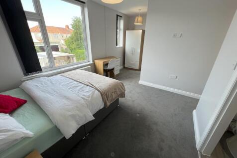 Room 4 
