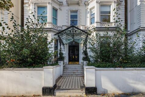 Holland Park Exterior