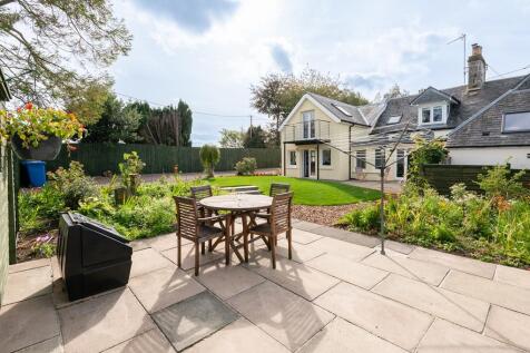 2ND PATIO