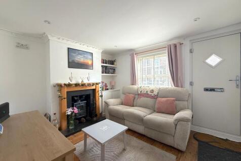 Living Room (1)