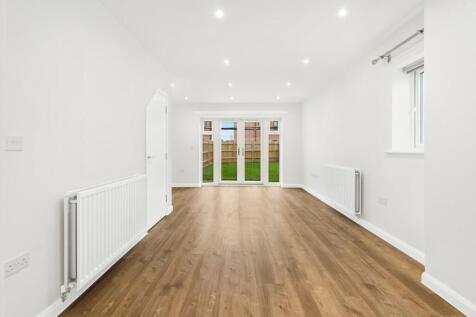 Stone Lodge Road, Stone, Dartford, Kent photo 3