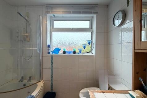 processed-0D49895...