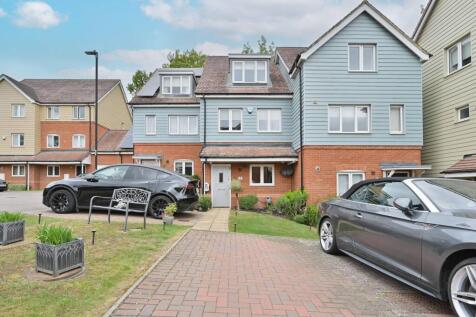 Watford, WD25 - property photo