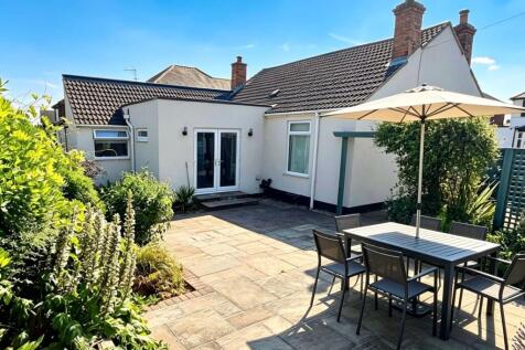 Rear garden(Digitally enhanced)