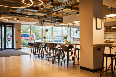 Office to rent Image 11