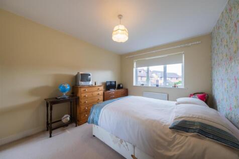 3 Sandbach Drive-025.jpg