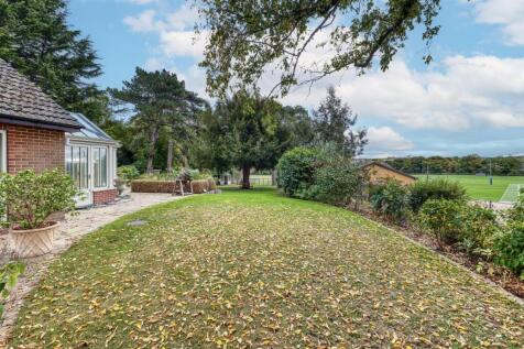 Tollbar Rd Islip-7.jpg