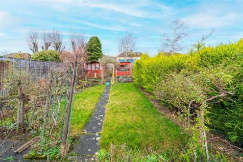 3 bed semi  detached_Third Avenue NN8_garden 1_Osc