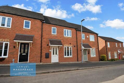 Three Bedroom Mews For Rent