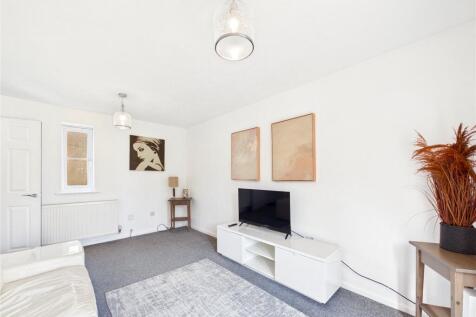 Hampstead Avenue, Clacton-on-Sea, Essex, CO16 photo 3