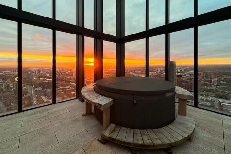 3 bed, 3 bath Penthouse in Manchester - Photo 34