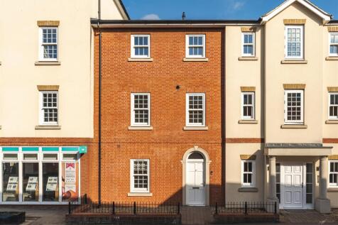 Railway Street-22.jpg