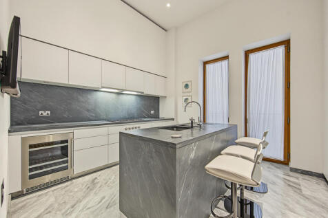 One Kensington, W8 photo 4