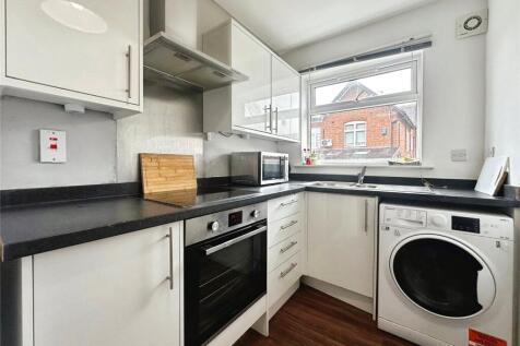 Station Road, Hinckley, Leicestershire, LE10 photo 2