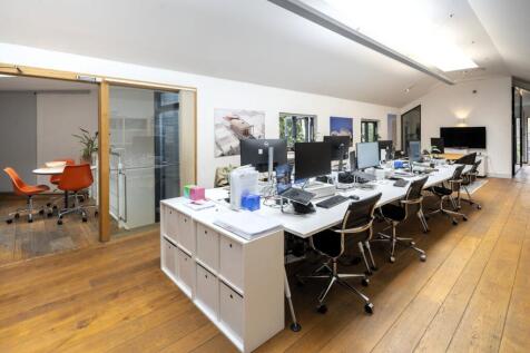 The Mews 1a Birkenhead Street London WC1H 8BA  W