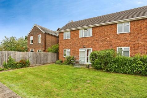 Tonbridge, TN10 - property photo