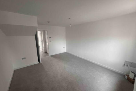 35 Buzzard Rise, Lydney, GL15 photo 5
