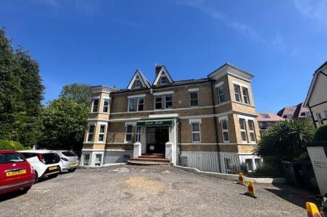 knoel hall new front shot.jpg