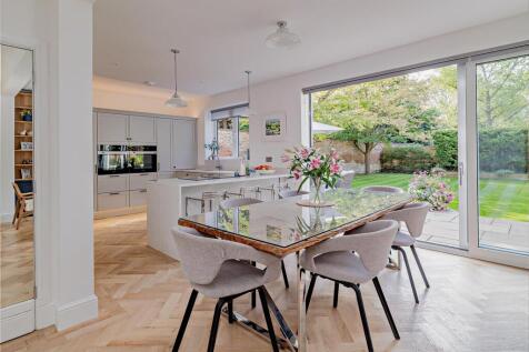 8617688-stills-interior04(1)-800.jpg