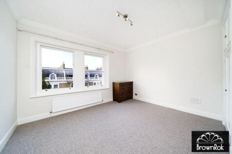 Priory Terrace, London photo 4
