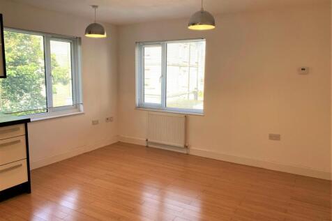 12 CHARIS COURT (1).jpeg