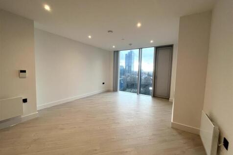 Living Area.2.jpeg