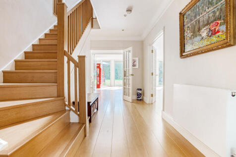 1 Sandringham Park 3