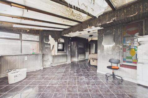 Reception / sunroom