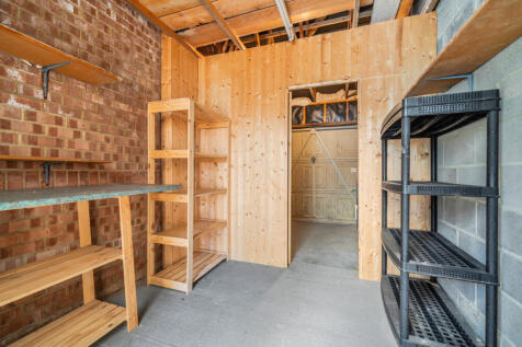 Garage / Storage