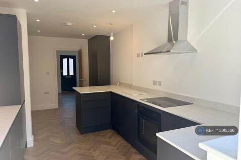 Queens Road, Brentwood, CM14 photo 3