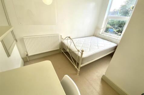 Bedroom 3. Picture 1 - Copy.jpeg