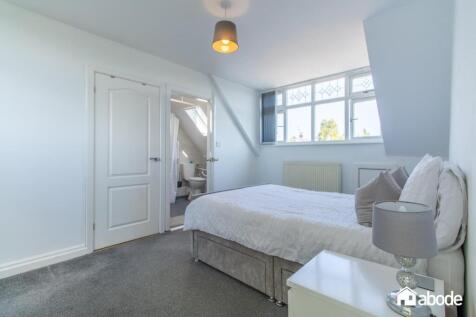 6 Chellow Dene 3.jpg