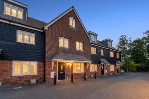 22 Skylark Rise-21